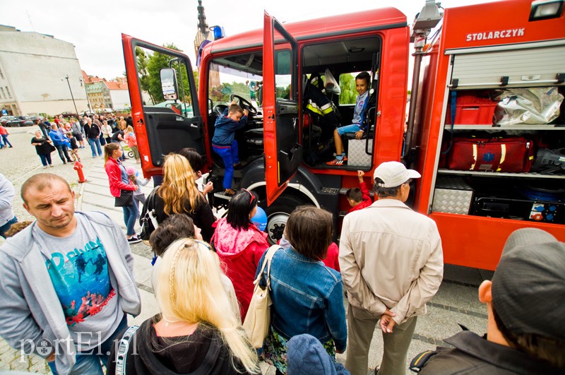  Policyjny festyn w deszczu zdjęcie nr 110601