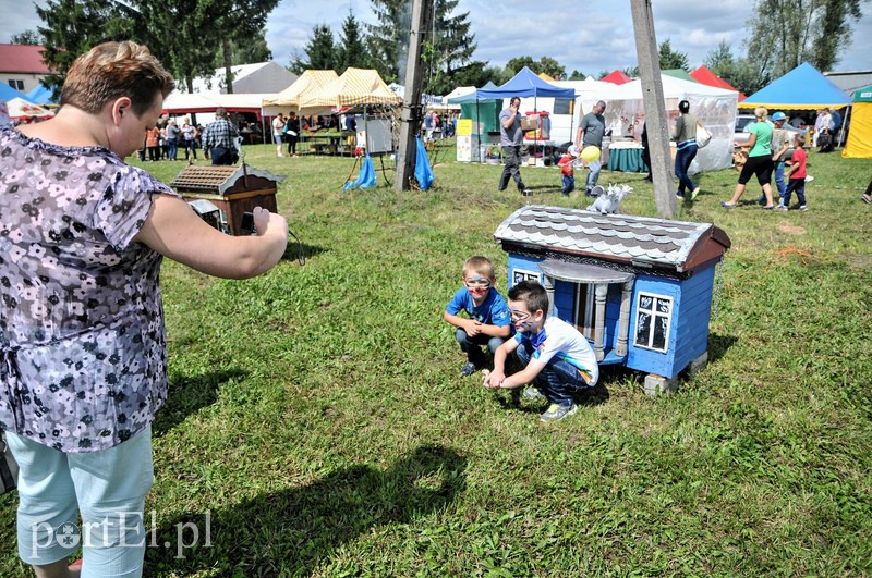 Rozpoczęły się najbardziej miodowe targi w okolicy zdjęcie nr 110948