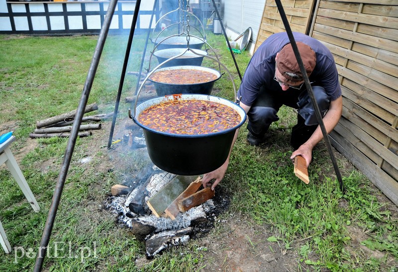 Rozpoczęły się najbardziej miodowe targi w okolicy zdjęcie nr 110938