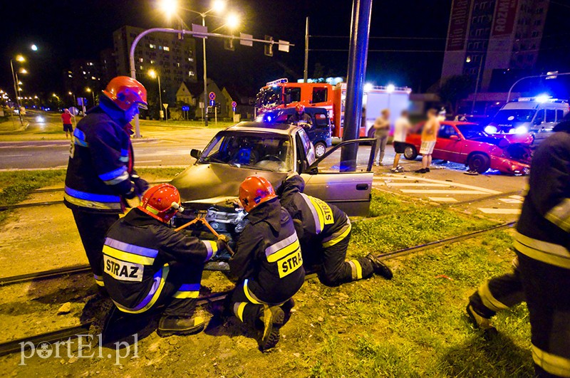  Znów wypadek na 12 lutego, tym razem wyżej zdjęcie nr 111106