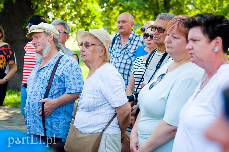 Spacer z przewodnikiem formy przestrzenne zdjęcie nr 111244