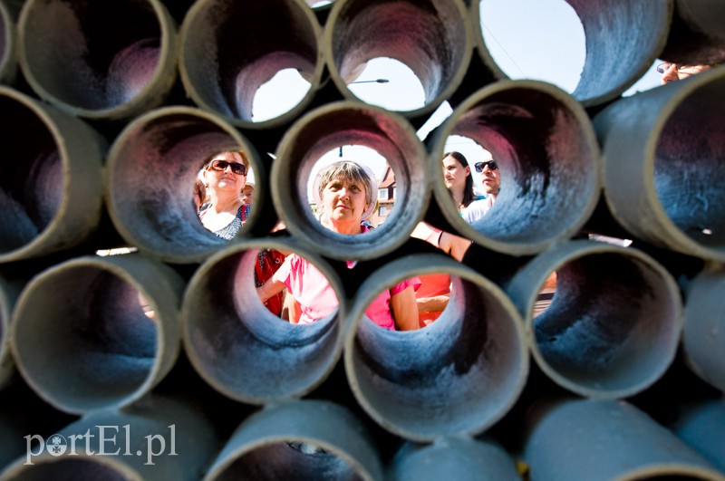 Spacer z przewodnikiem formy przestrzenne zdjęcie nr 111252