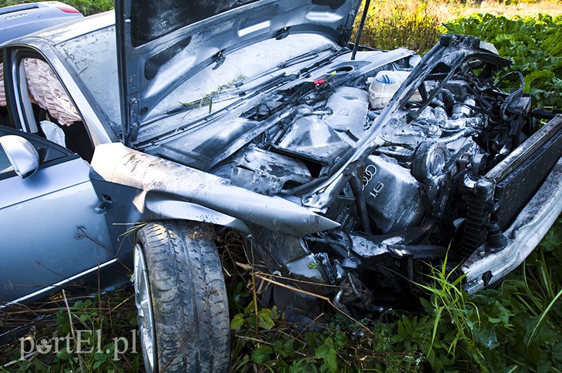  Ciężarówka zderzyła się z autem osobowym. Są ranni zdjęcie nr 111549