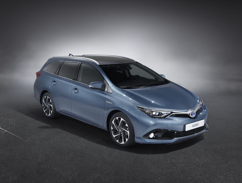 Toyota Auris - kompakt i kombi z trzema napędami do wyboru zdjęcie nr 111727