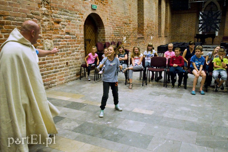  Czy w bibliotece straszy? zdjęcie nr 112252