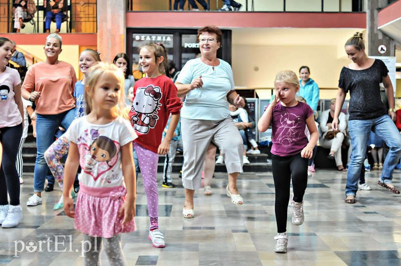 Tanecznym krokiem w nowy sezon zdjęcie nr 112712