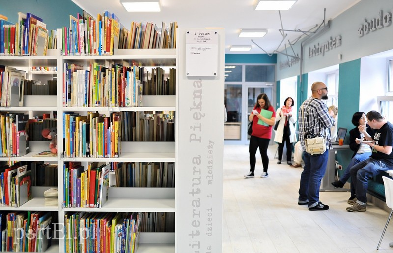 To jest fantastyczna biblioteka zdjęcie nr 112829