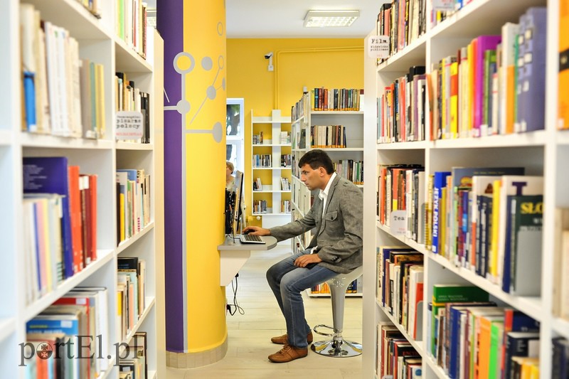 To jest fantastyczna biblioteka zdjęcie nr 112831