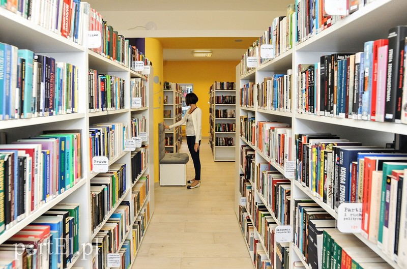 To jest fantastyczna biblioteka zdjęcie nr 112820