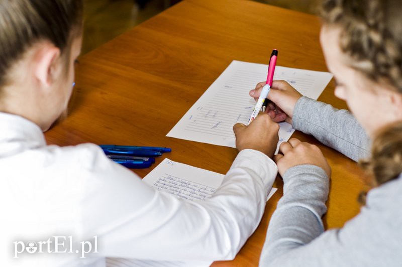  Dla kogo "kłótnia" i "chichot" to nie problem? zdjęcie nr 112857