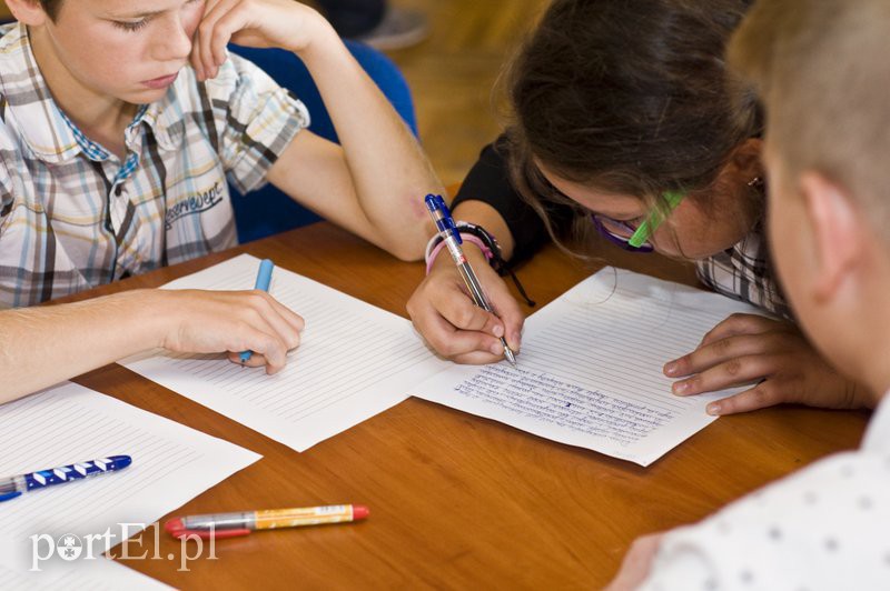  Dla kogo "kłótnia" i "chichot" to nie problem? zdjęcie nr 112856