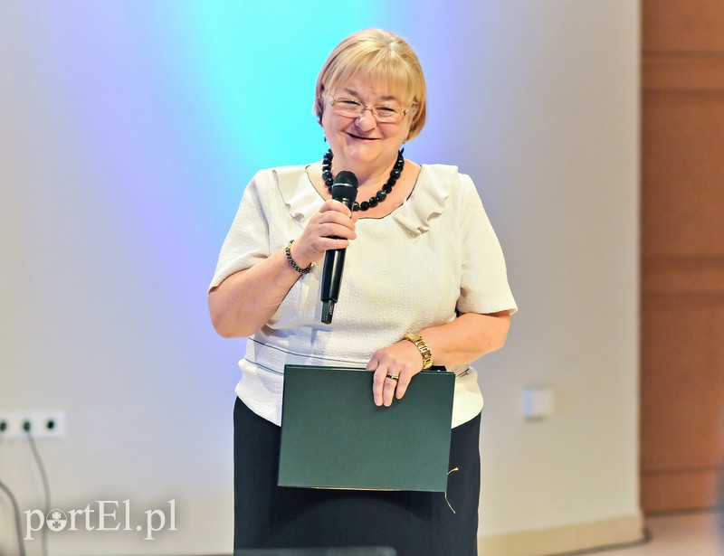  Oby nowych koleżanek było jak najmniej zdjęcie nr 112886