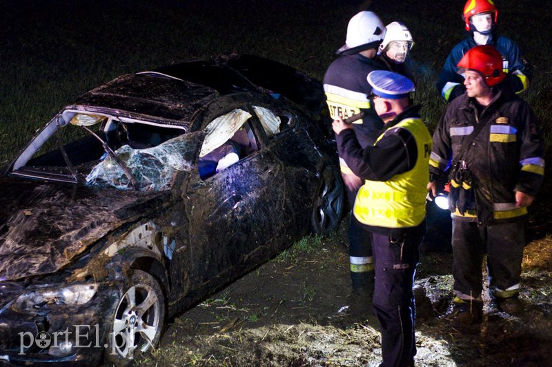  Dachowanie w BMW, wszyscy byli pijani zdjęcie nr 112894