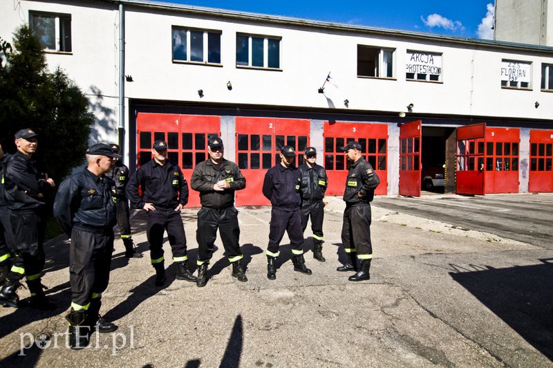 Do strażaków przyszło (przyjechało) nowe zdjęcie nr 112949