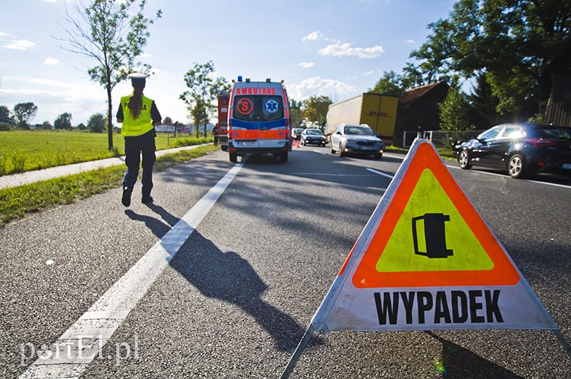  Pijany zderzył się z innym pojazdem. Są korki na  zdjęcie nr 112975