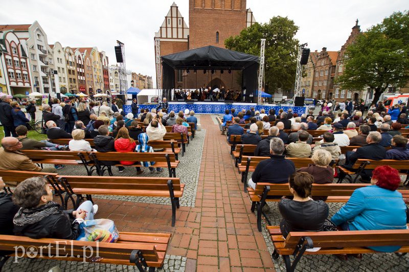 Charyzma i energia na scenie zdjęcie nr 113295