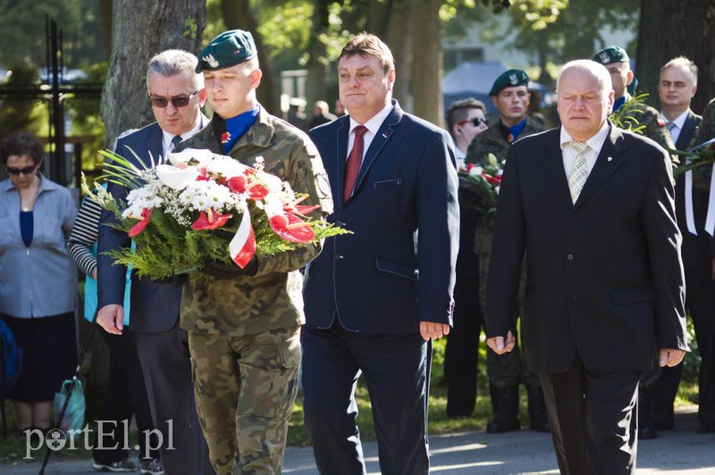  Zginęli, bo byli Polakami. Dzisiaj mieszkańcy oddali im hołd zdjęcie nr 113649