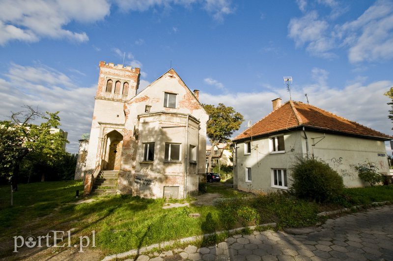  Nikt nie chciał przyjrzeć się zabytkowej ruinie zdjęcie nr 114582