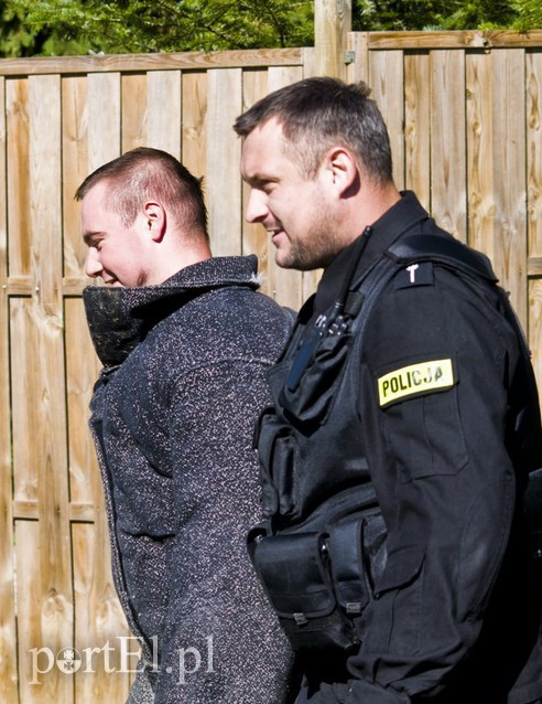 Funkcjonariusze na czterech łapach pokazali, co potrafią zdjęcie nr 114610