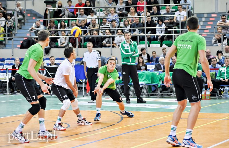 Zaczęli mocnym uderzeniem zdjęcie nr 115116