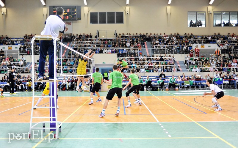 Zaczęli mocnym uderzeniem zdjęcie nr 115143