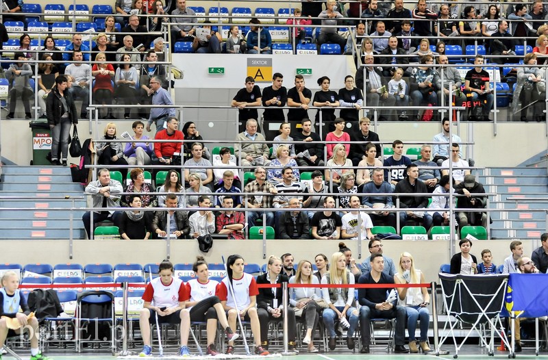 Zaczęli mocnym uderzeniem zdjęcie nr 115117