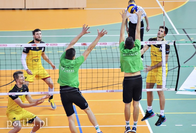 Zaczęli mocnym uderzeniem zdjęcie nr 115133