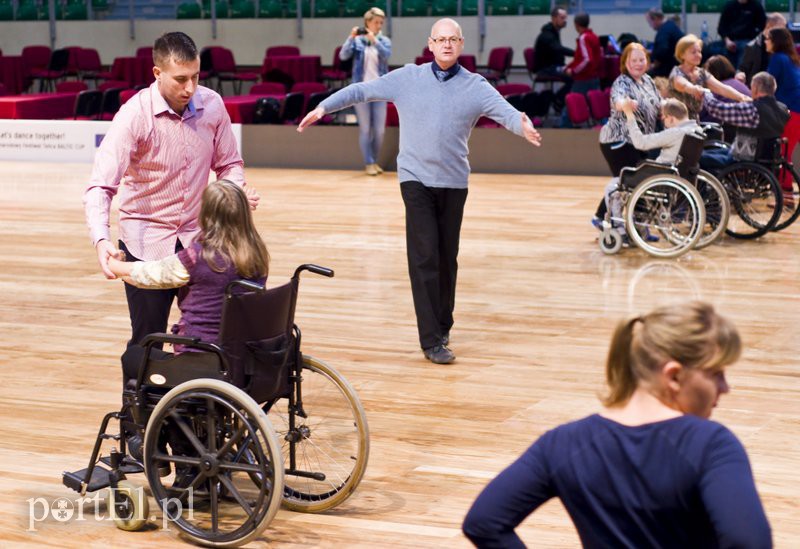 Taniec, który pomaga przekraczać bariery zdjęcie nr 115469