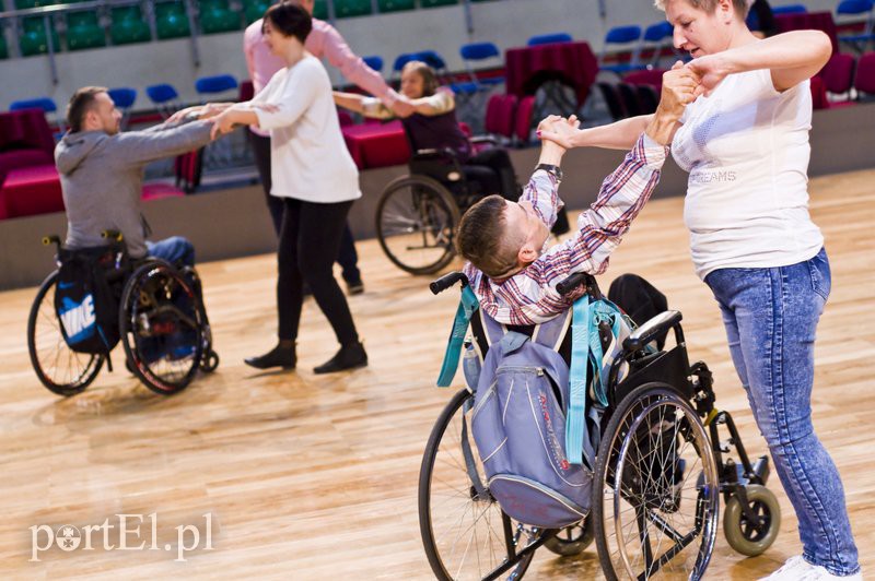 Taniec, który pomaga przekraczać bariery zdjęcie nr 115460
