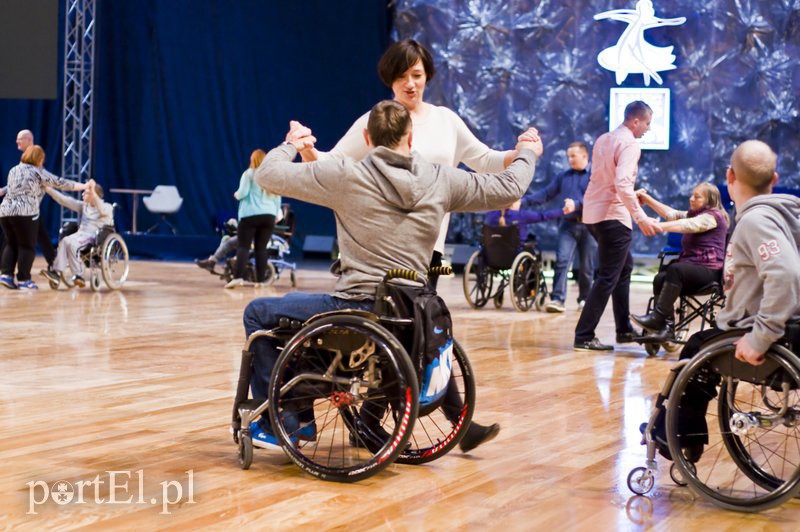 Taniec, który pomaga przekraczać bariery zdjęcie nr 115471