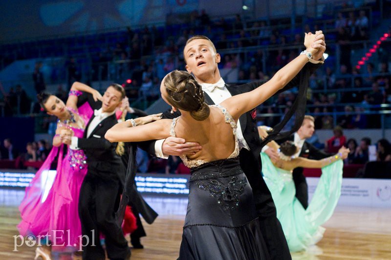  Zatańczyli tango i walca zdjęcie nr 115562