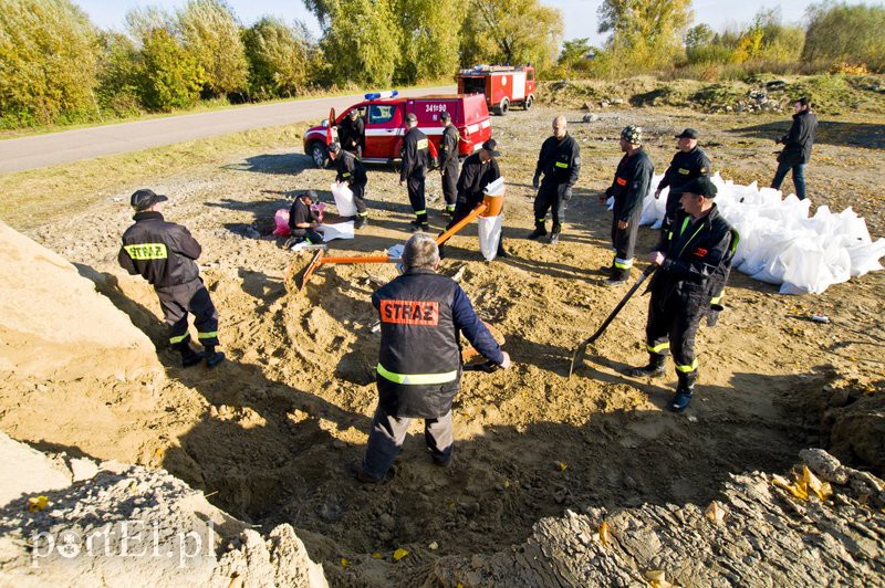  Ćwiczyli na wypadek powodzi zdjęcie nr 116215