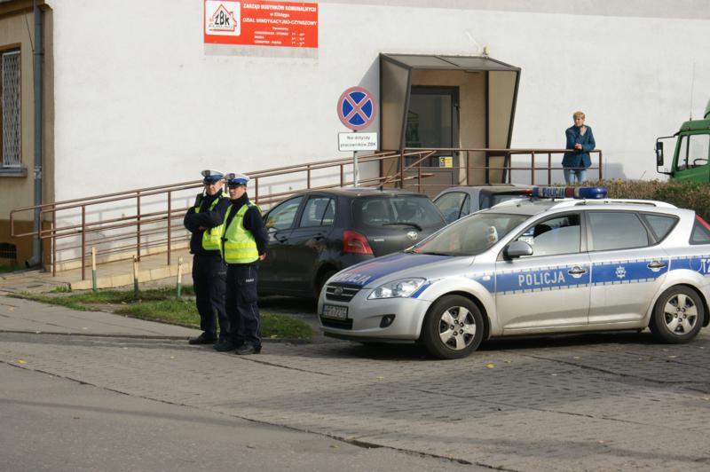 "Płomień" zajął arsenał, czyli jak ćwiczyli policjanci zdjęcie nr 116247