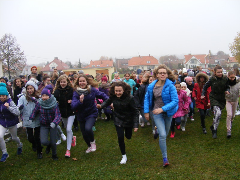 Charytatywny Bieg Niepodległości w SP 16 zdjęcie nr 116496