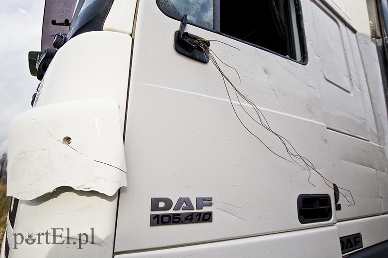  Zahaczył o tira zdjęcie nr 116918