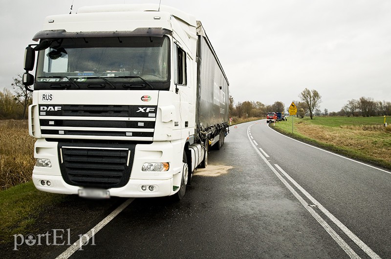  Zahaczył o tira zdjęcie nr 116917