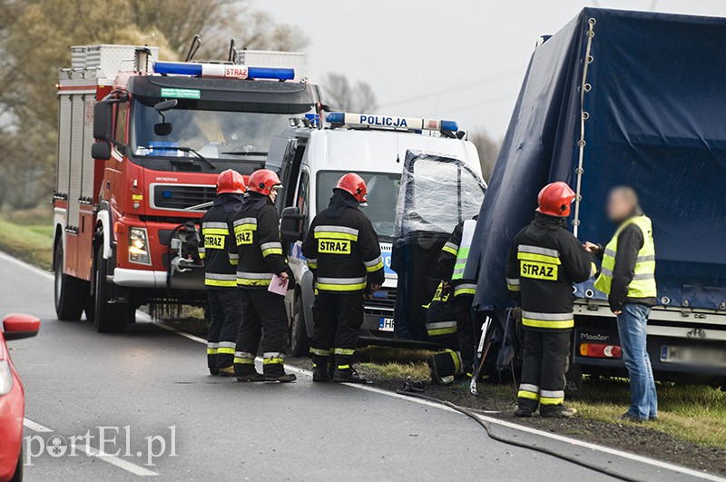  Zahaczył o tira zdjęcie nr 116922