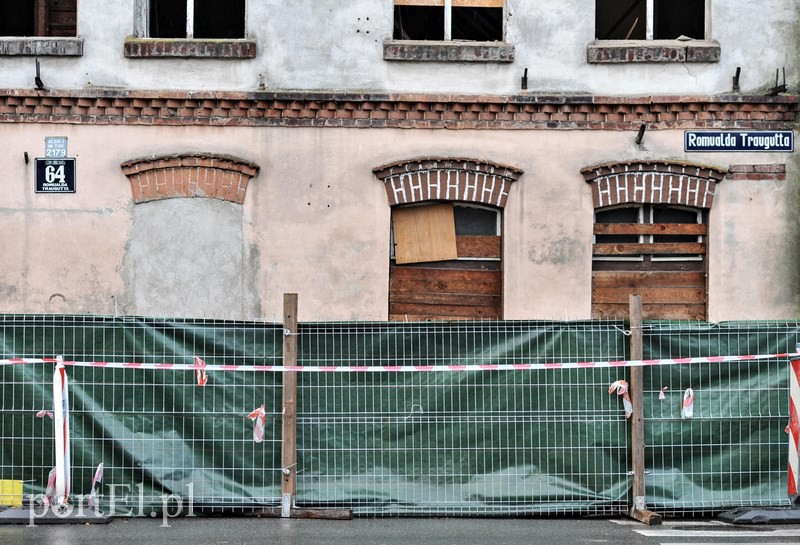 Rozbiórka budynku przy ul. Traugutta zdjęcie nr 117245