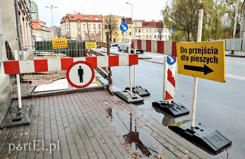 Rozbiórka budynku przy ul. Traugutta zdjęcie nr 117237