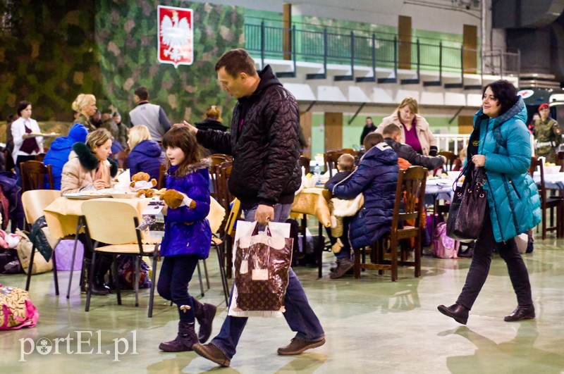  Uchodźcy z Ukrainy już na polskiej ziemi zdjęcie nr 117439