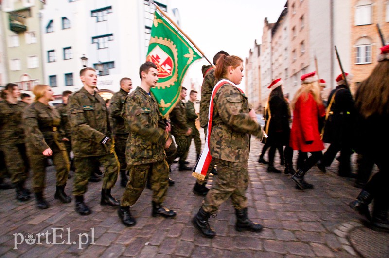  Podchorążowie wyszli na ulice Elbląga zdjęcie nr 117667