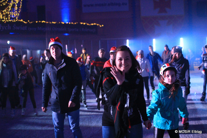 Bawili się z Mikołajem na lodzie zdjęcie nr 118105