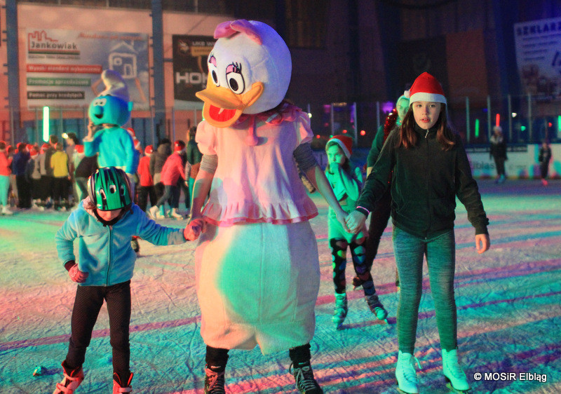 Bawili się z Mikołajem na lodzie zdjęcie nr 118127