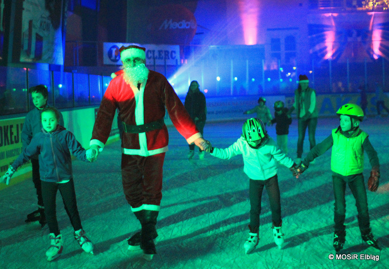 Bawili się z Mikołajem na lodzie zdjęcie nr 118129