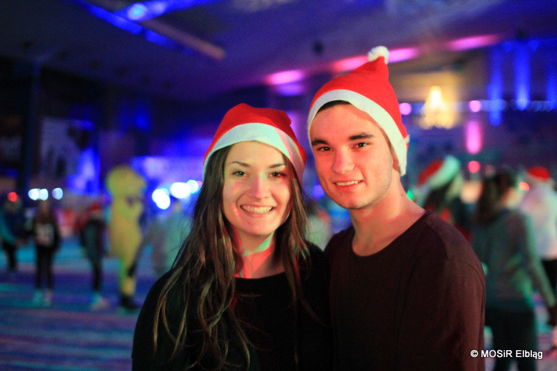 Bawili się z Mikołajem na lodzie zdjęcie nr 118125