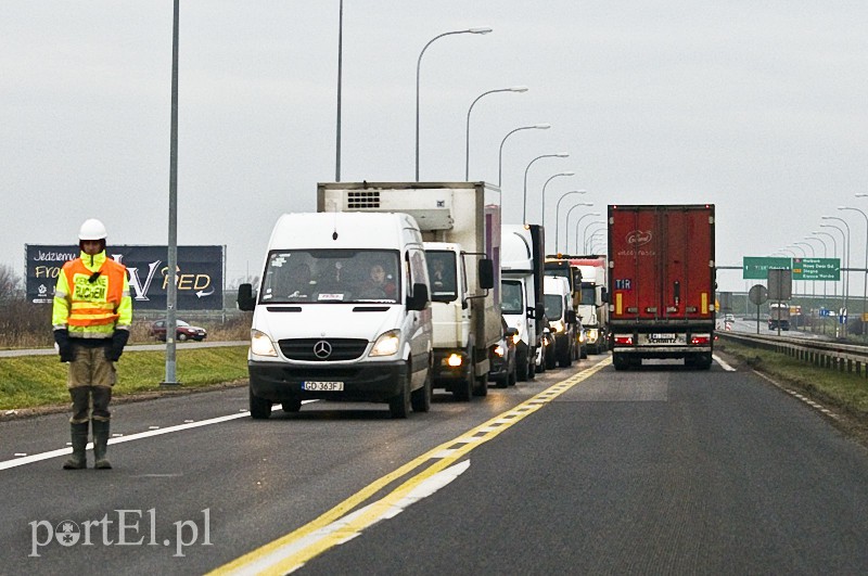 Budowa nowego odcinka drogi S7 zdjęcie nr 118336