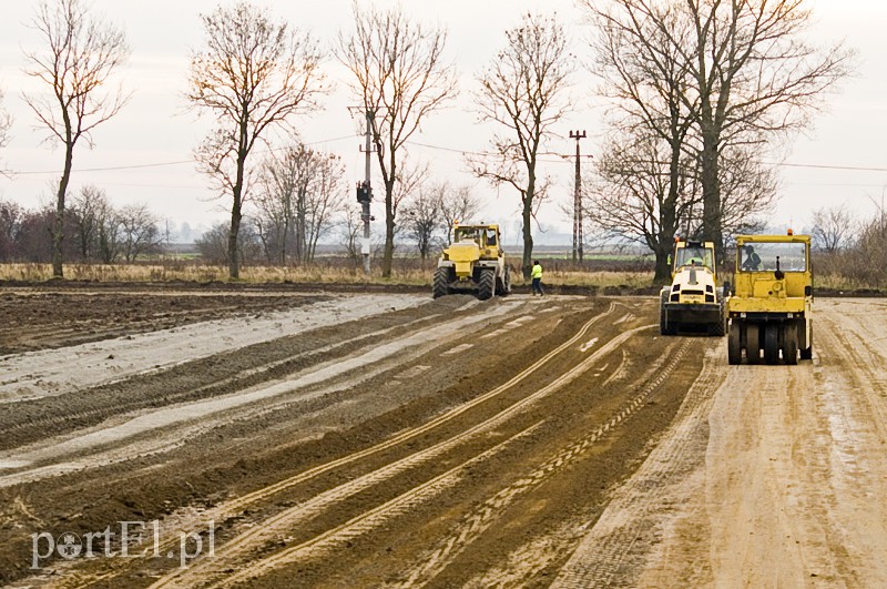 Budowa nowego odcinka drogi S7 zdjęcie nr 118352