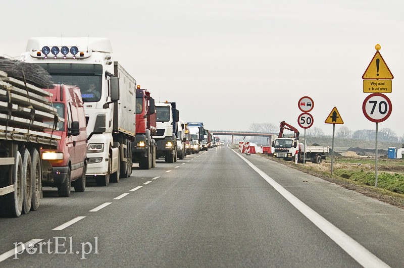 Budowa nowego odcinka drogi S7 zdjęcie nr 118354