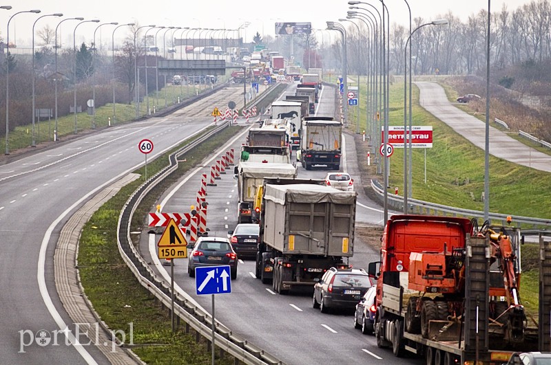 Budowa nowego odcinka drogi S7 zdjęcie nr 118341