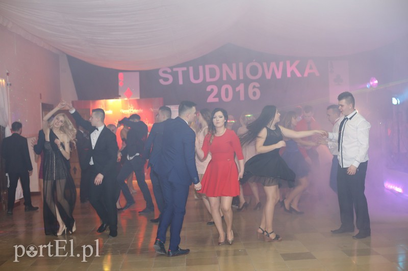 Studniówka w starym stylu zdjęcie nr 121080